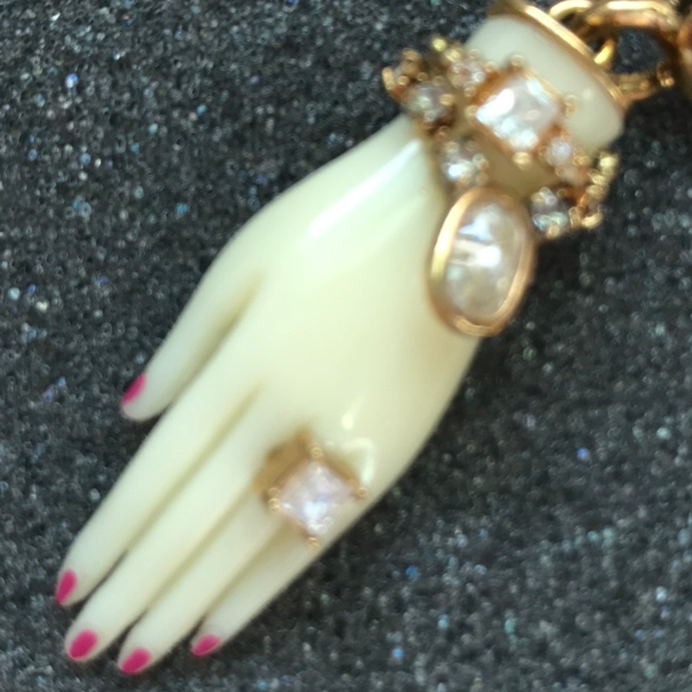 Real vs Fake Juicy Couture charm *WARNING* b4ubuy!